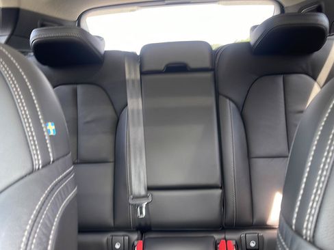 Used 2023 Volvo XC40 B5 Ultimate w/ Protection Package Premier AWD/4WD image 30