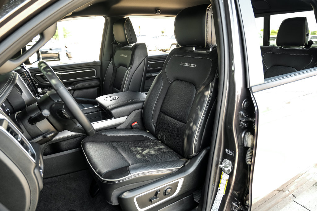 Used 2023 RAM 1500 Laramie AWD/4WD image 8
