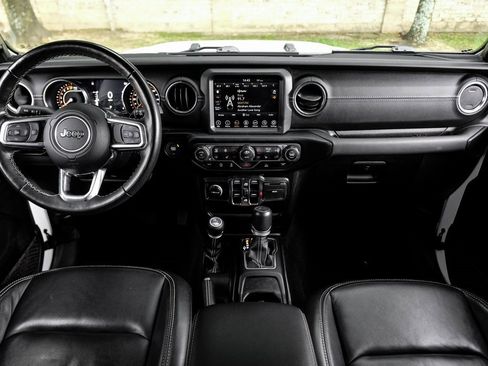 Used 2022 Jeep Wrangler Unlimited Sahara w/ LED Lighting Group image 5