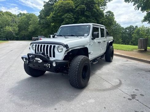 Used 2020 Jeep Gladiator Sport w/ Quick Order Package 24S AWD/4WD image 3