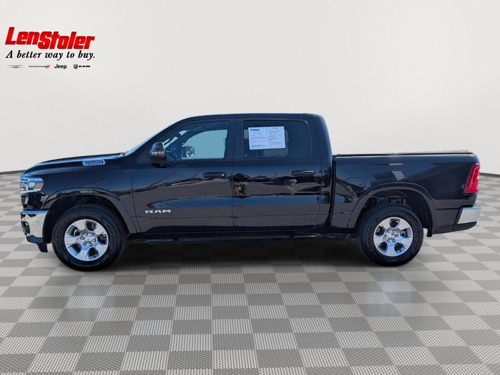 Used 2025 RAM 1500 Big Horn AWD/4WD image 2