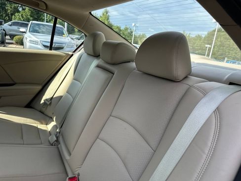Used 2015 Honda Accord EX-L image 14