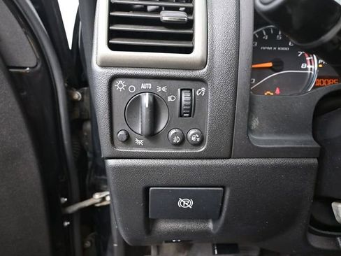 Used 2007 GMC Canyon SLE image 24