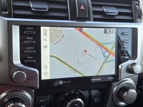 Used 2021 Toyota 4Runner SR5 Premium image 16