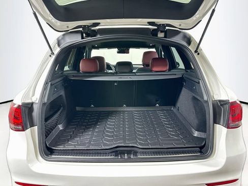 Used 2022 Mercedes-Benz GLC 300 4MATIC image 31