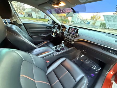 Used 2019 Nissan Altima 2.5 SR w/ SR Premium Package image 20