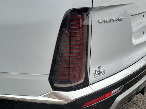 New 2026 Cadillac Vistiq Luxury image 15