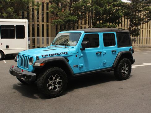 Used 2021 Jeep Wrangler Unlimited Rubicon w/ Safety Group AWD/4WD image 12