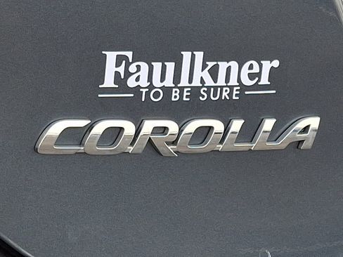 Used 2015 Toyota Corolla LE image 30