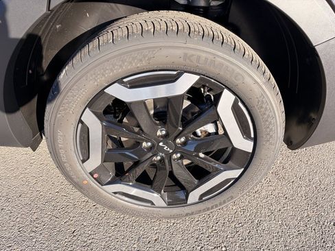 New 2025 Kia Telluride S image 33