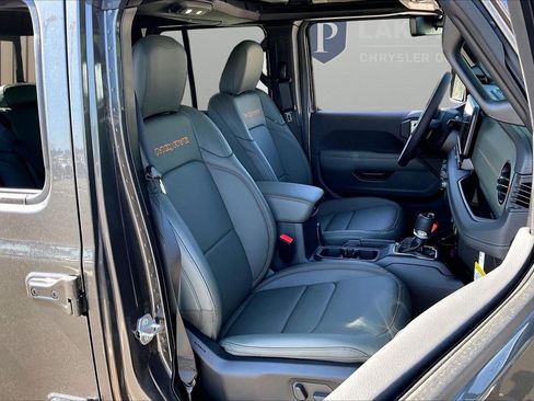 New 2026 Jeep Gladiator Mojave AWD/4WD image 23