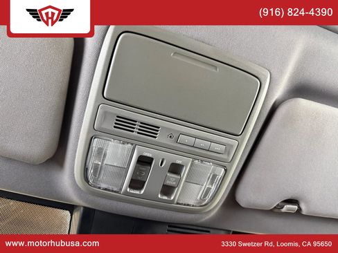 Used 2017 Honda CR-V Touring image 33