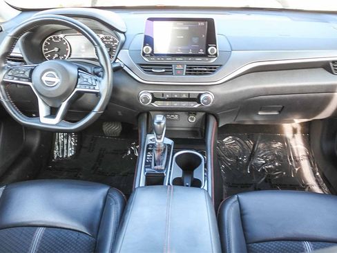 Used 2023 Nissan Altima 2.5 SR image 16