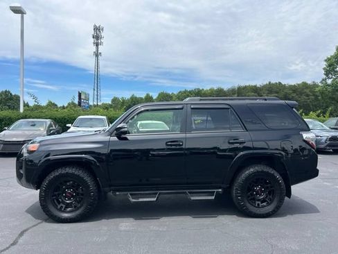 Used 2023 Toyota 4Runner TRD Off-Road Premium w/ Moonroof Package AWD/4WD image 12