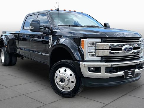 Used 2019 Ford F450 Lariat w/ Lariat Ultimate Package AWD/4WD image 5