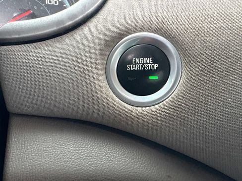 Used 2021 Chevrolet Malibu LS FWD image 23