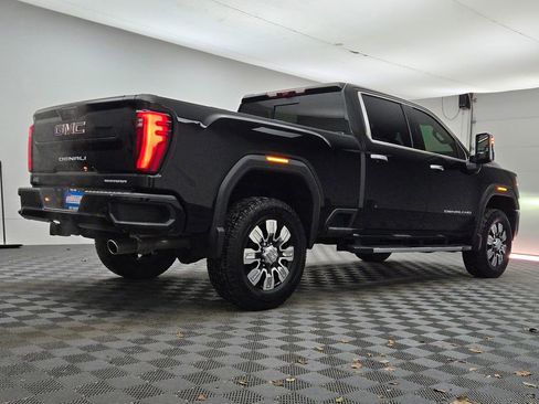 Used 2024 GMC Sierra 2500 Denali w/ Denali Reserve Package image 15