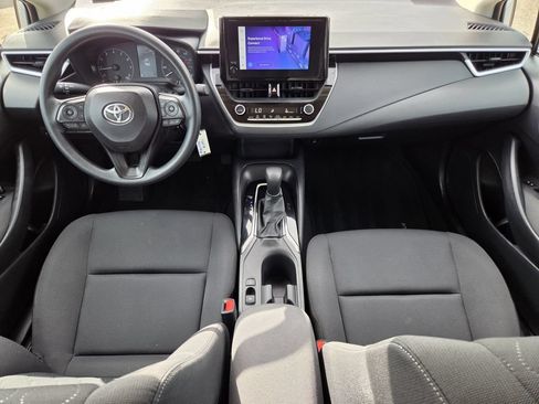 Used 2025 Toyota Corolla LE FWD image 13