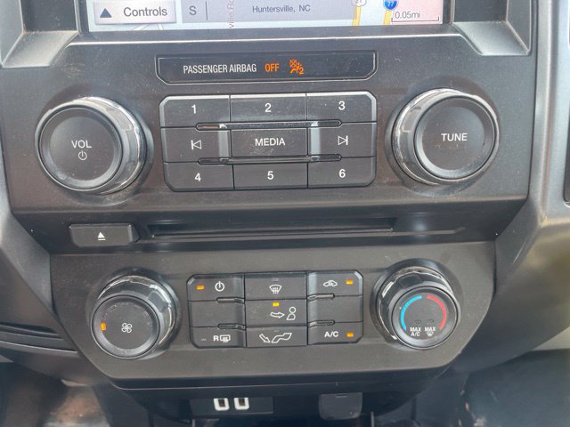 Used 2017 Ford F150 XLT w/ Equipment Group 301A Mid RWD image 8