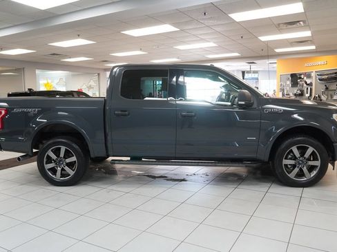 Used 2017 Ford F150 XLT w/ Equipment Group 302A Luxury AWD/4WD image 12