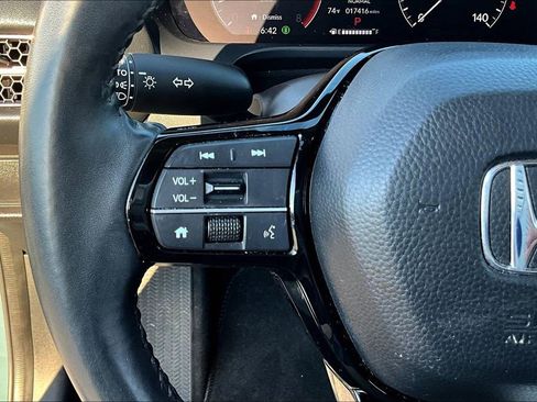 Certified 2024 Honda HR-V EX-L image 11