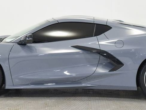 Used 2025 Chevrolet Corvette Stingray Coupe w/ Battery Protection Package RWD image 10
