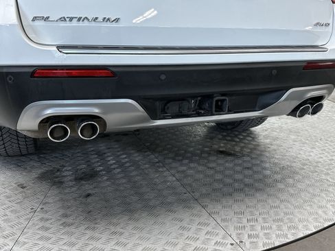 Used 2023 Ford Explorer Platinum w/ Technology Package image 26