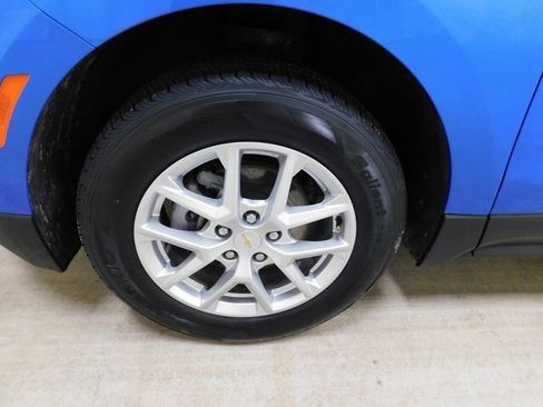 Used 2024 Chevrolet Equinox LT image 11