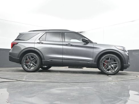 New 2026 Ford Explorer Platinum w/ LUX Leather Package AWD/4WD image 47