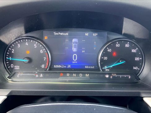 Used 2020 Ford Explorer XLT RWD image 26