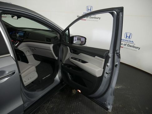 Used 2023 Honda Odyssey EX-L image 7