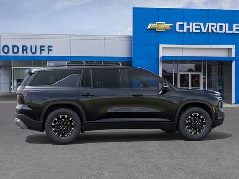 New 2026 Chevrolet Traverse Z71 w/ Enhanced Driving Package AWD/4WD image 5