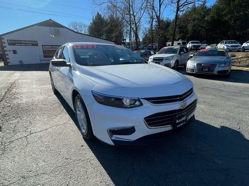 Used 2016 Chevrolet Malibu LS image 13