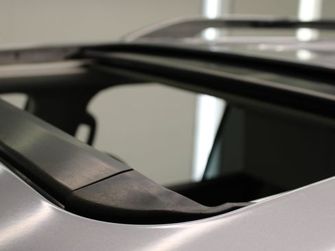 Used 2009 Lexus LX 570 4WD image 26