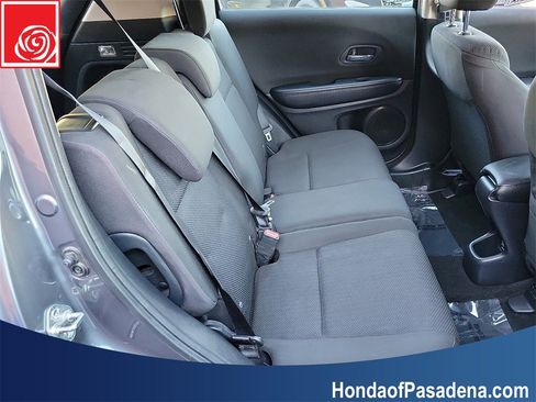 Used 2017 Honda HR-V LX image 24