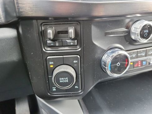 New 2026 Ford F250 Lariat w/ Black Appearance Package AWD/4WD image 21