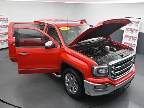 Used 2017 GMC Sierra 1500 SLT AWD/4WD image 40