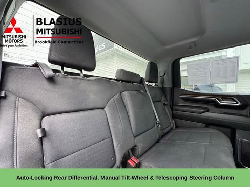 Used 2023 GMC Sierra 1500 Elevation image 13