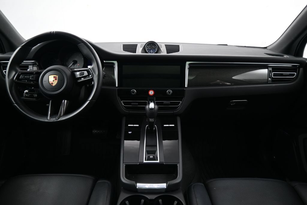 Certified 2023 Porsche Macan S AWD/4WD image 9