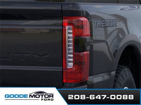 New 2026 Ford F250 Lariat w/ Tremor Off-Road Package image 21