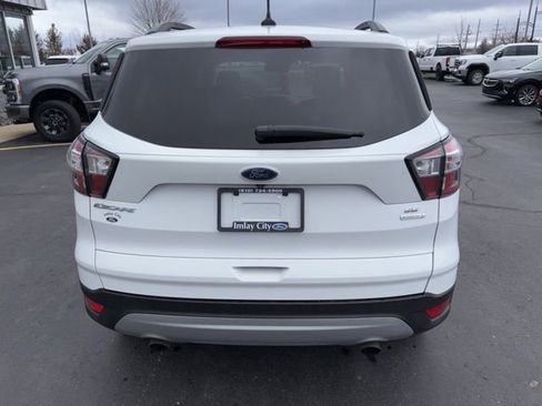 Used 2018 Ford Escape SE w/ SE Sync 3 Package image 12