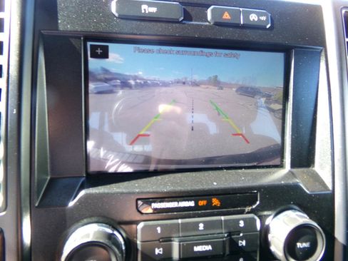 Used 2017 Ford F150 XL w/ Equipment Group 101A Mid AWD/4WD image 18
