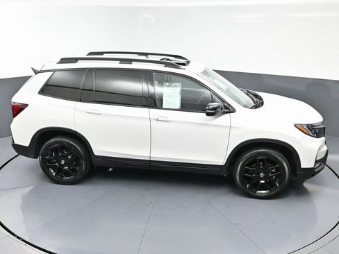 Used 2024 Honda Passport Black Edition image 47