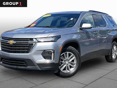 Used 2023 Chevrolet Traverse LT