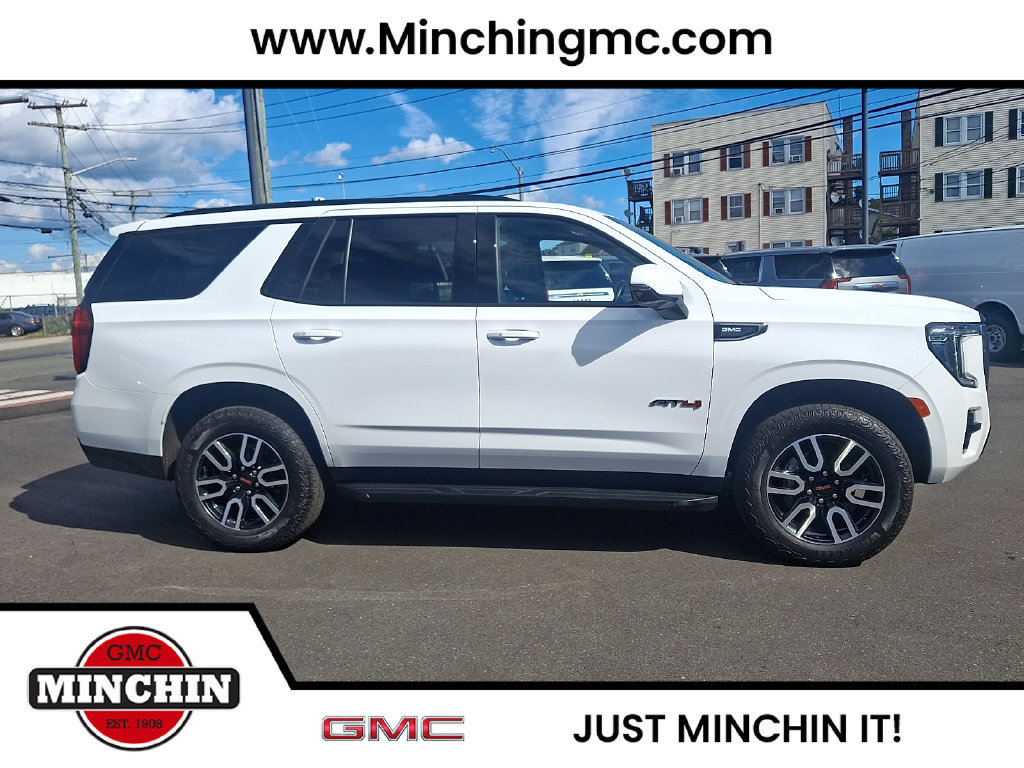 Used 2024 GMC Yukon AT4 w/ Technology Package AWD/4WD image 7