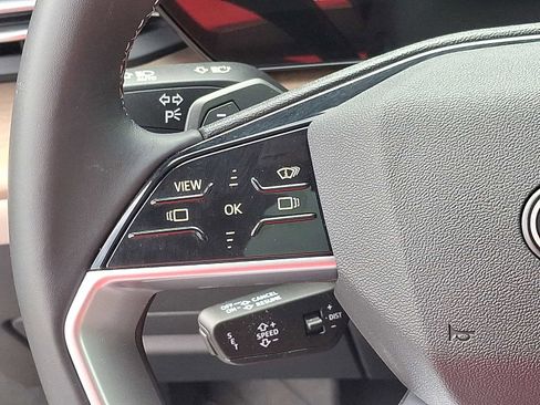 Used 2025 Audi Q5 Premium w/ Premium Plus AWD/4WD image 17