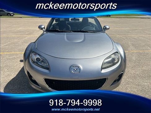 Used 2012 MAZDA MX-5 Miata Sport RWD image 4