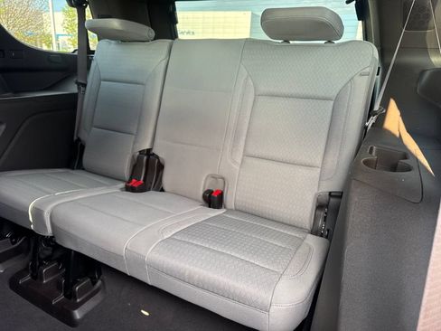 Used 2026 Chevrolet Tahoe LS RWD image 13