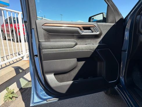 Used 2024 Chevrolet Silverado 1500 LT image 10