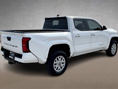 Used 2024 Toyota Tacoma SR5 image 2